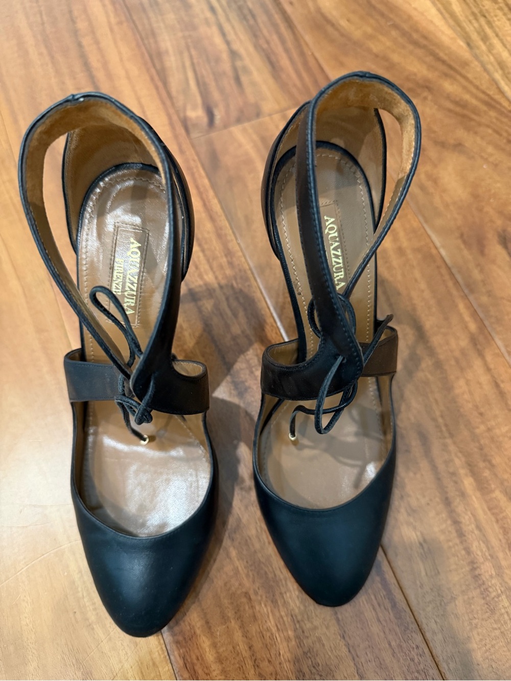 Aquazzura Black Leather rounded Toe Ankle-Strap Pumps with Tie Detail